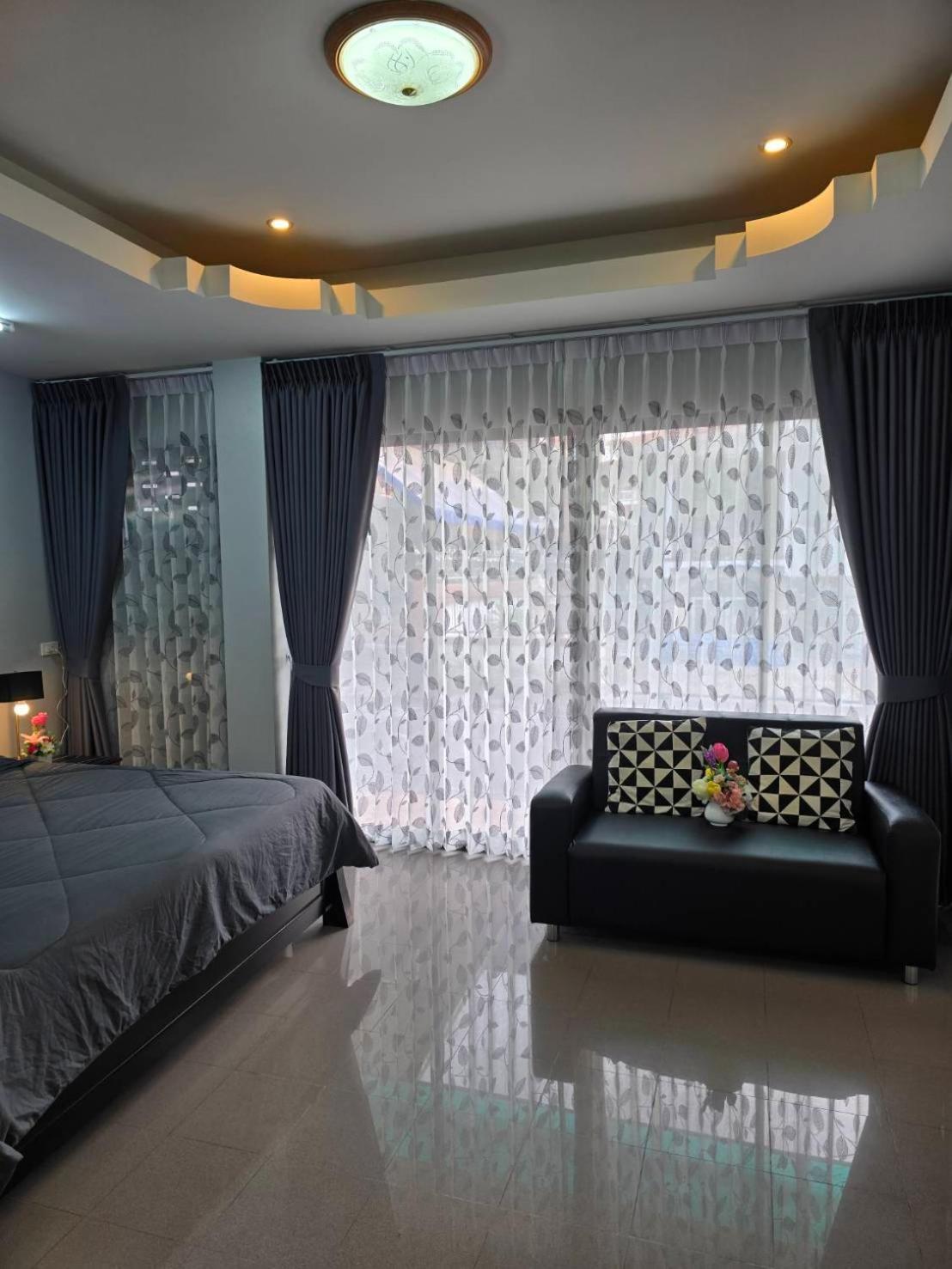 Apartamento Marin House Pattaya Exterior foto