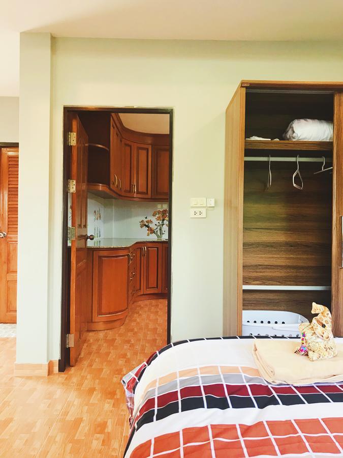 Apartamento Marin House Pattaya Exterior foto