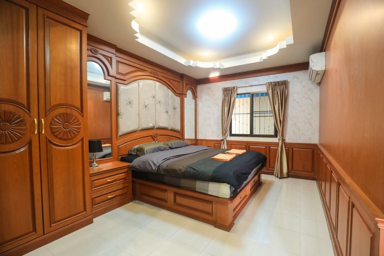 Apartamento Marin House Pattaya Exterior foto