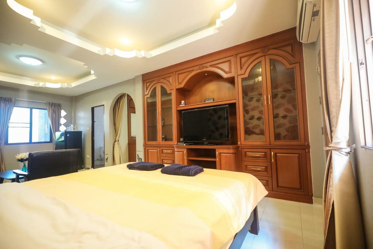 Apartamento Marin House Pattaya Exterior foto